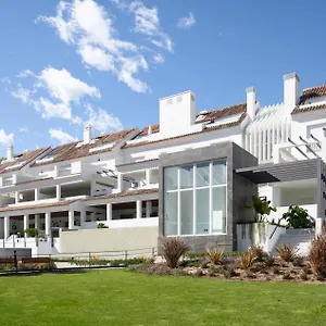 https://bonitos-apartamentos-en-nueva-andalucia.1costadelsol.com